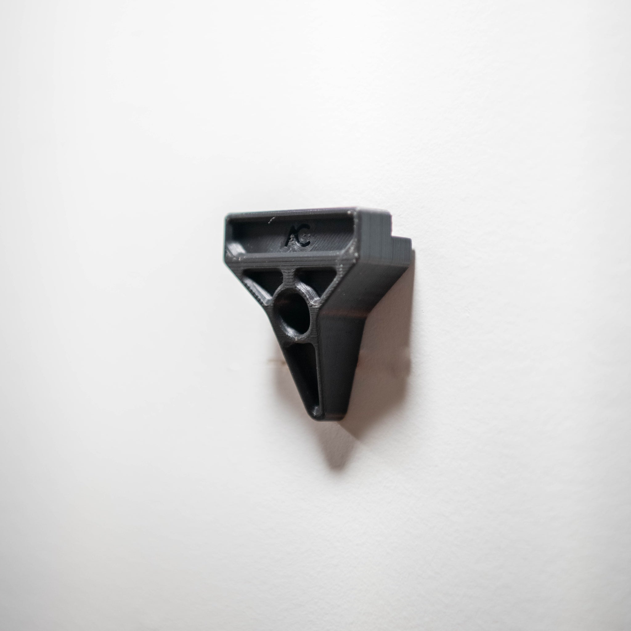 Acrylic wall mount