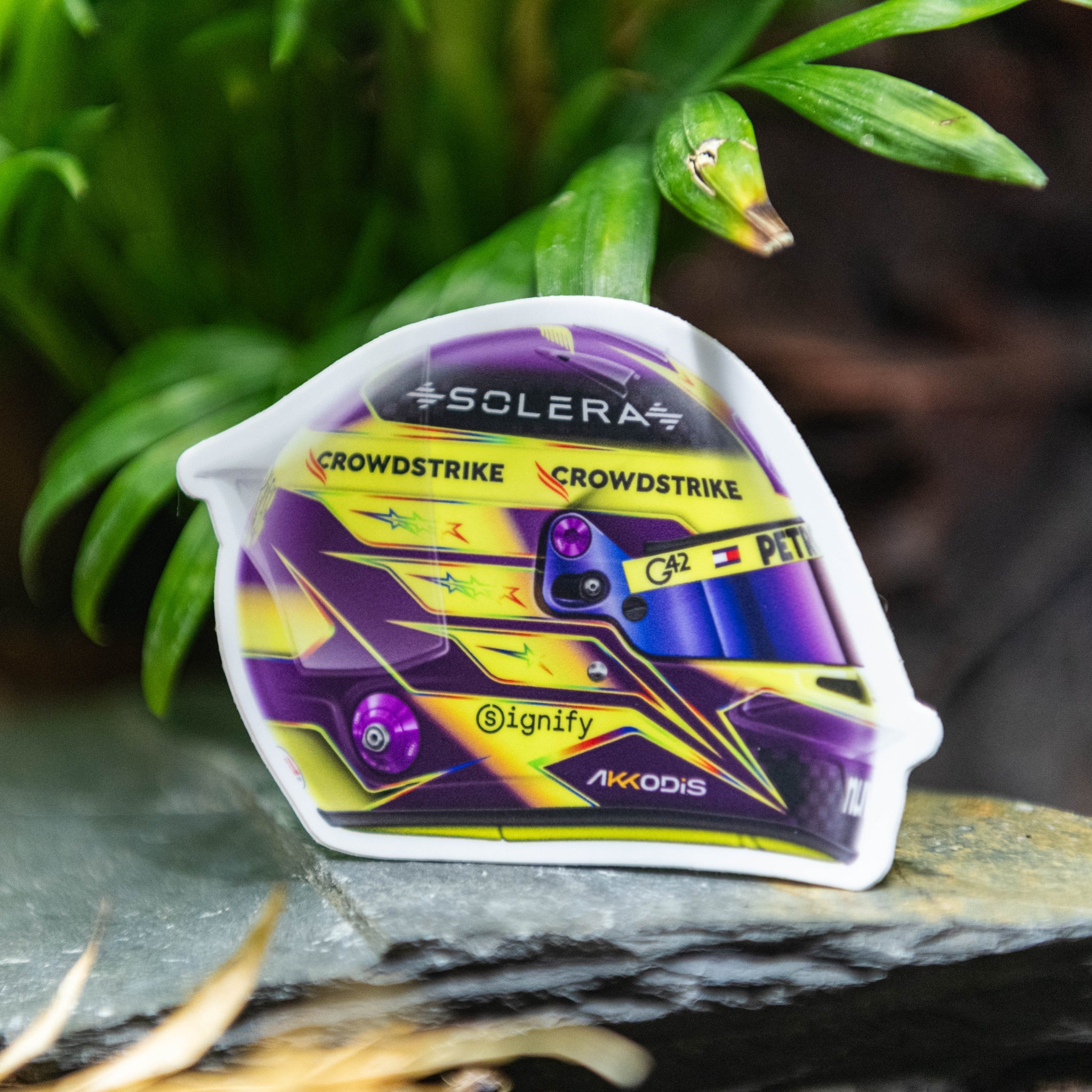 Lewis Hamilton - Helmet - Sticker - 2024